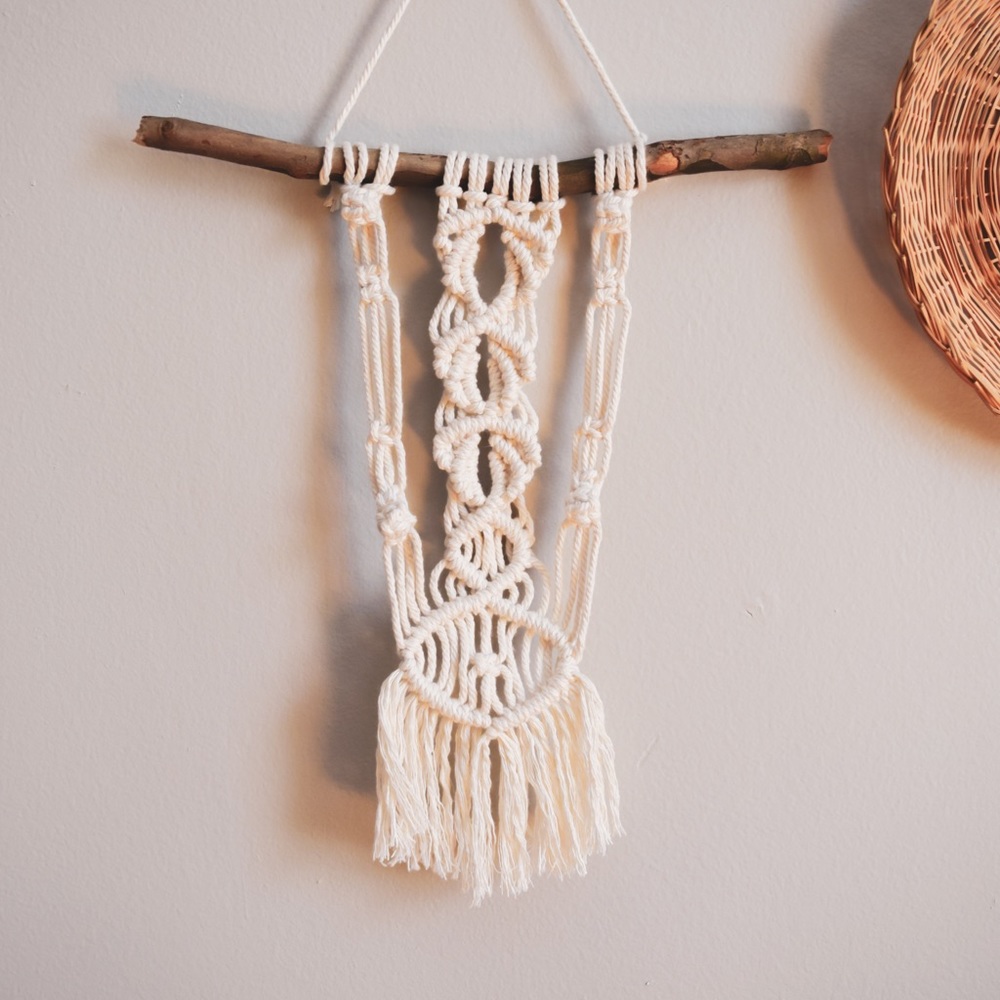 Macrame Wall Hanging - Small - Shell Pattern